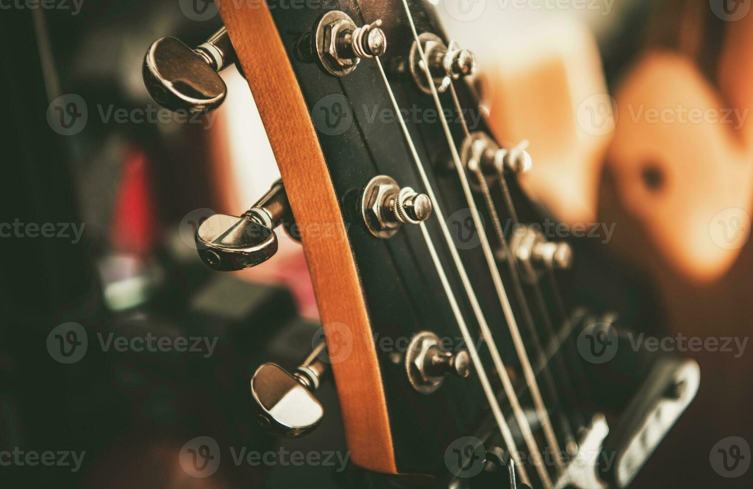 gitaar hoofd en afstemmen sleutels foto