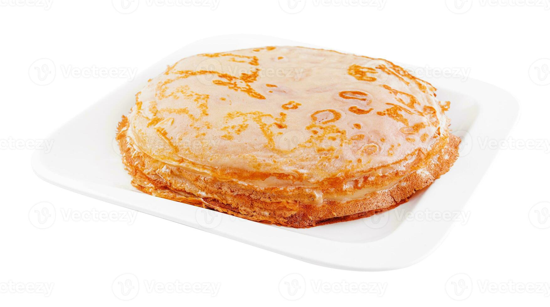 smakelijk dun pannenkoek Aan wit bord foto