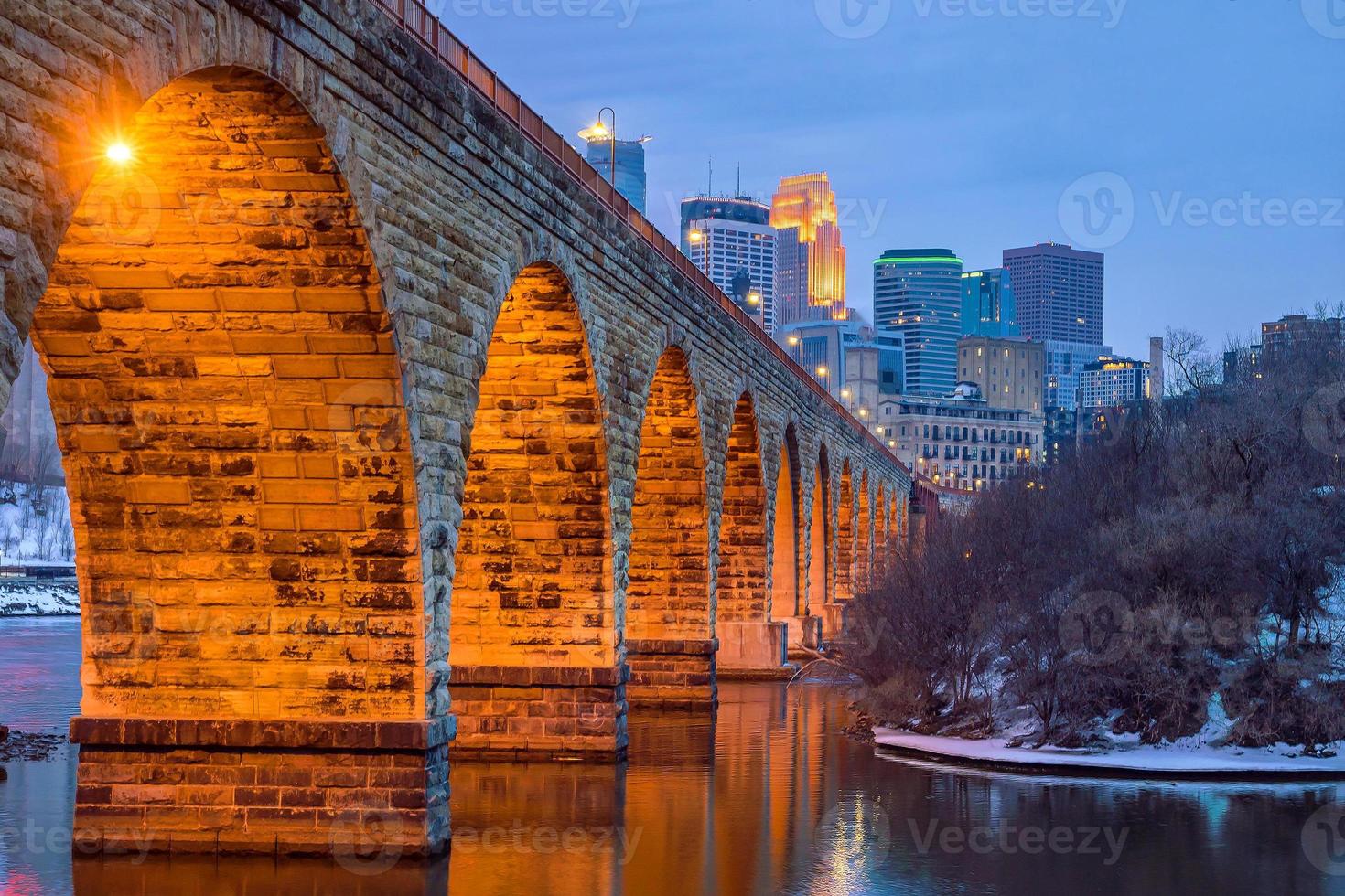 minneapolis skyline van het centrum in minnesota, Verenigde Staten foto