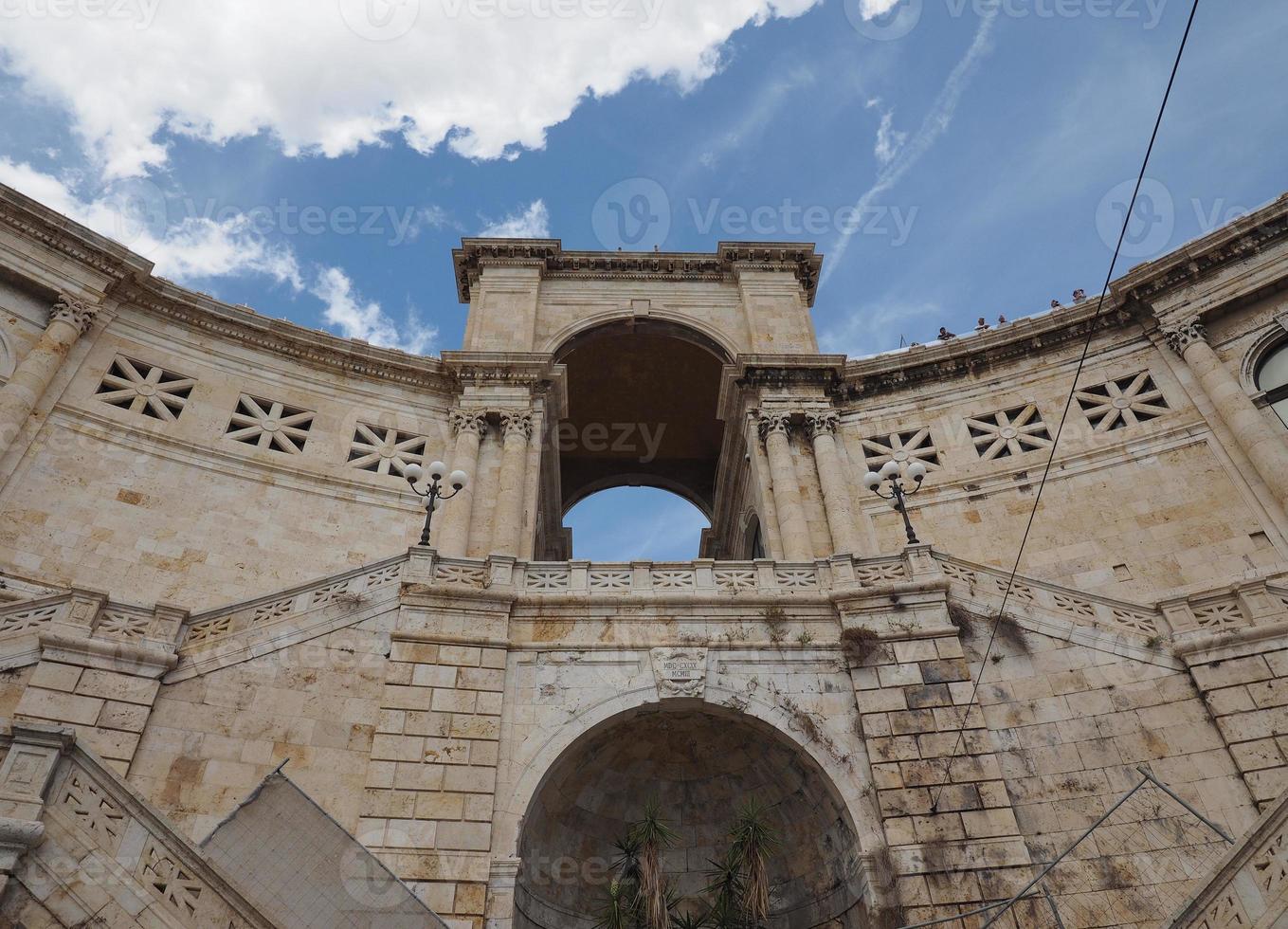 bastione heilige remy in cagliari foto