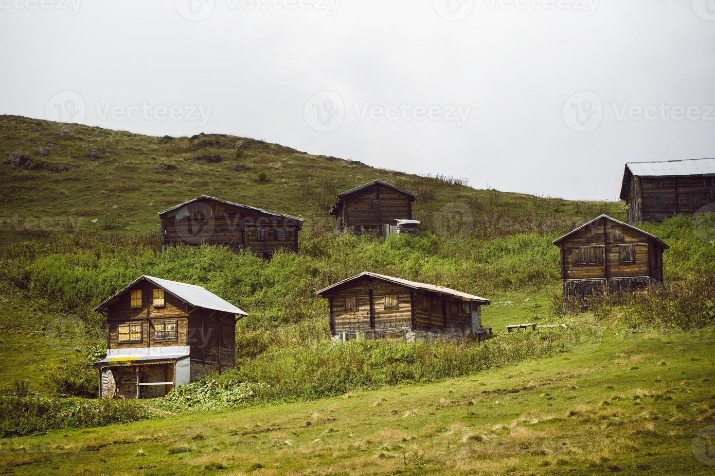 kalkoen, rize, sal plateau, plateau houten huisjes foto