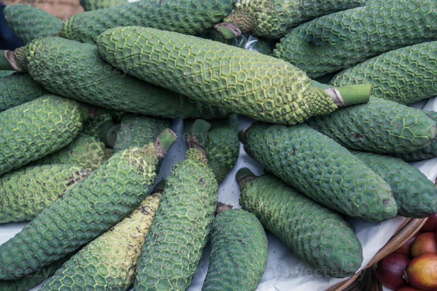 monstera deliciosa een mix van ananas en banaan foto