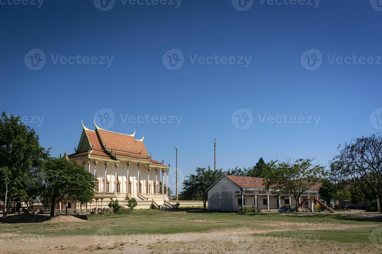 wat svay andet pagode kandal provincie in de buurt van phnom penh cambodja foto