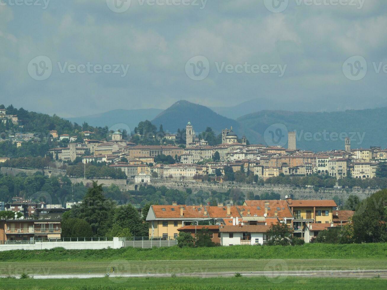 bovenste stad- in Bergamo foto