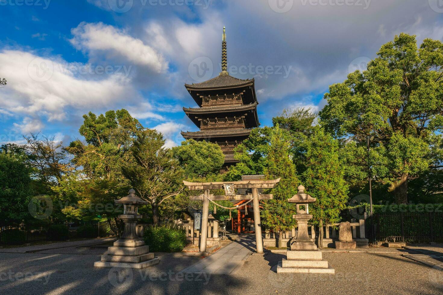 nationaal schat vijf legendarische pagode van toji tempel gelegen in kyoto, Japan foto