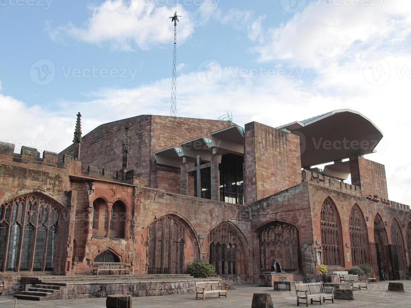 ruïnes van de kathedraal van coventry foto