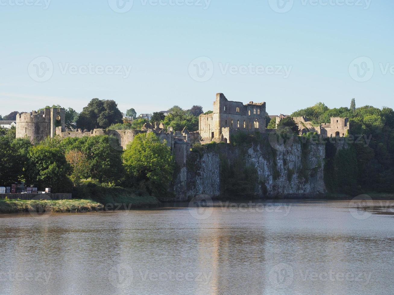 chepstow kasteelruïnes in chepstow foto