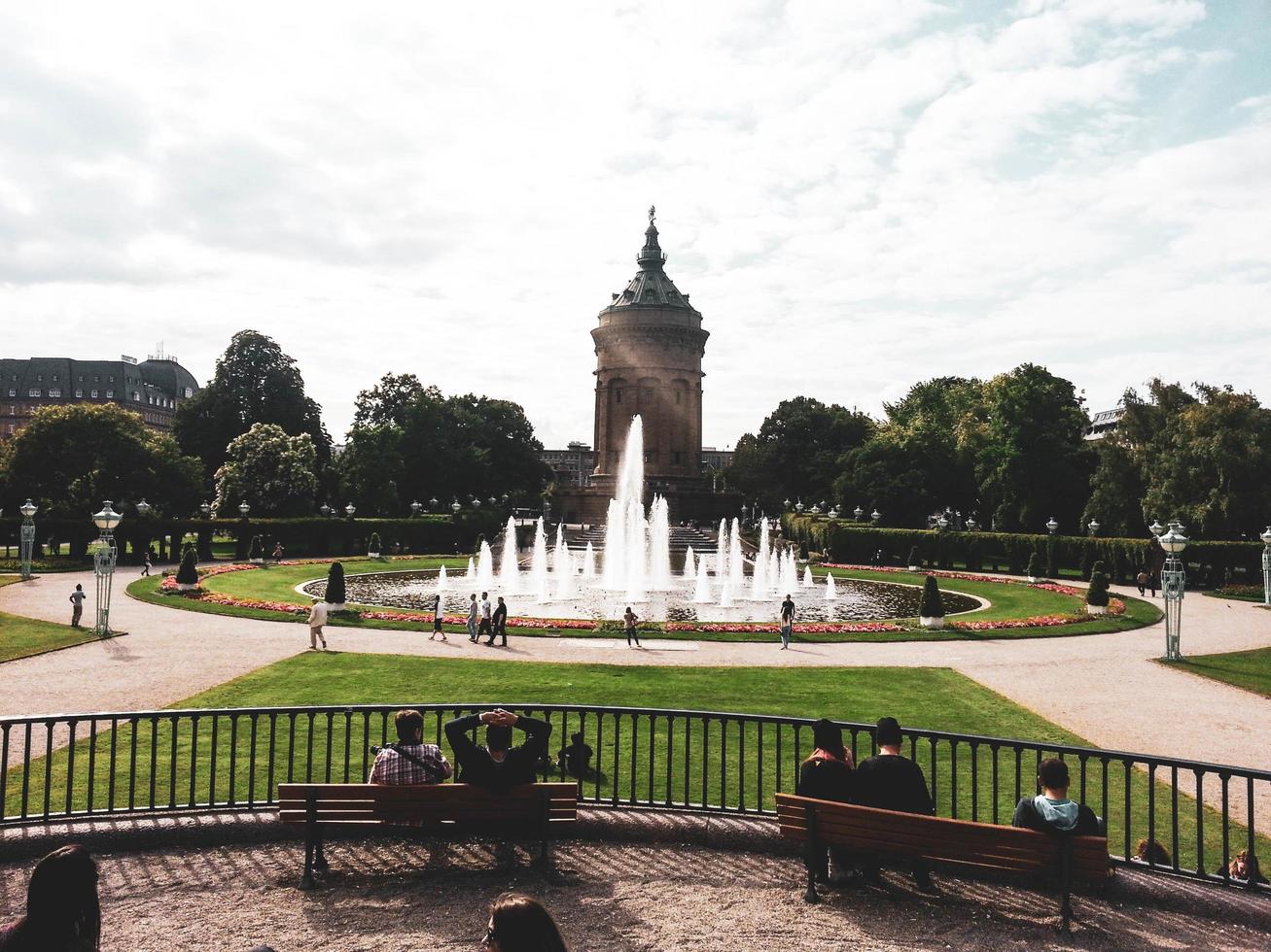 fonteinen in de stad mannheim, duitsland, europa foto