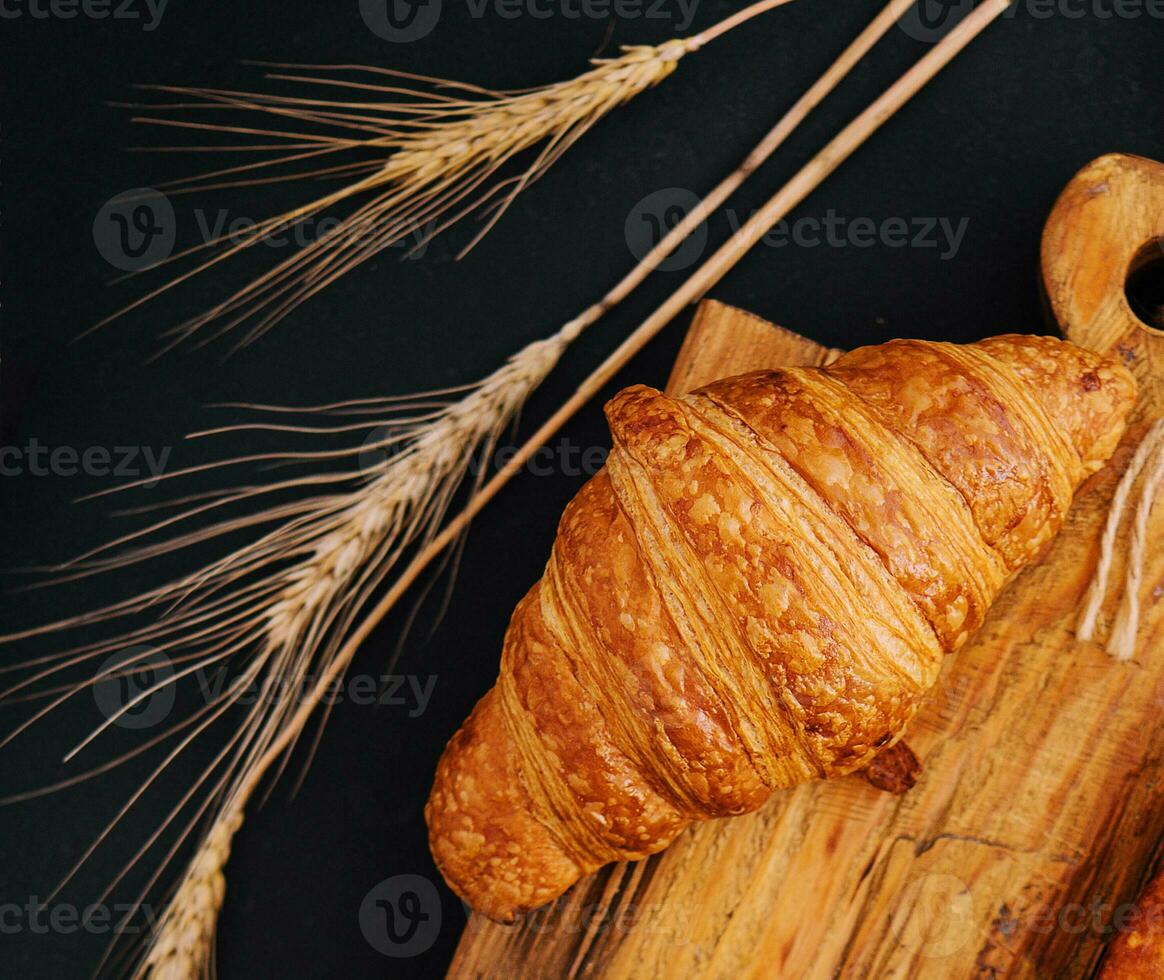 verschillend gebakjes met dozen voor levering foto