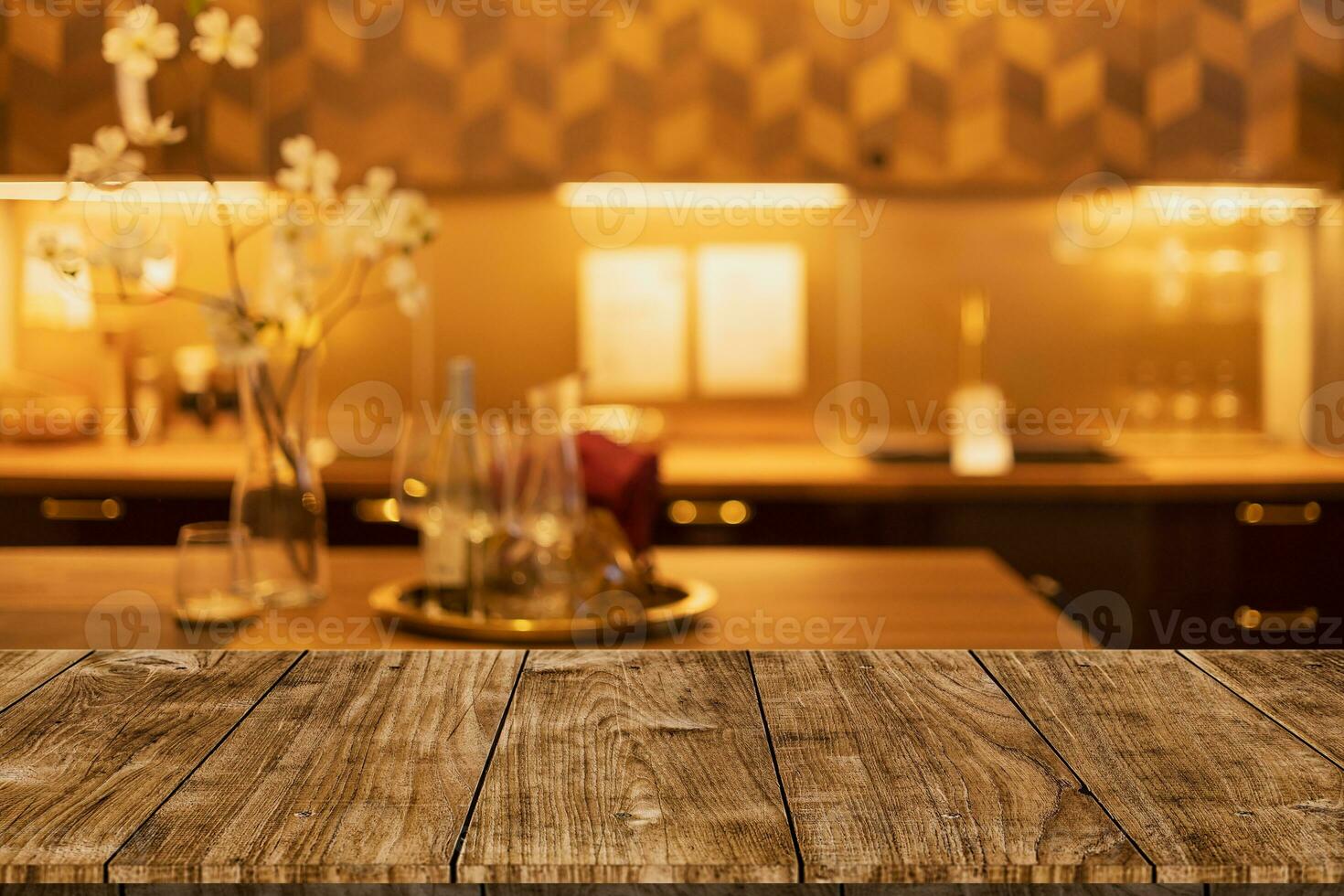 modern luxe keuken zwart gouden warm toon met houten tafelblad ruimte voor montage Scherm werktuig producten. foto