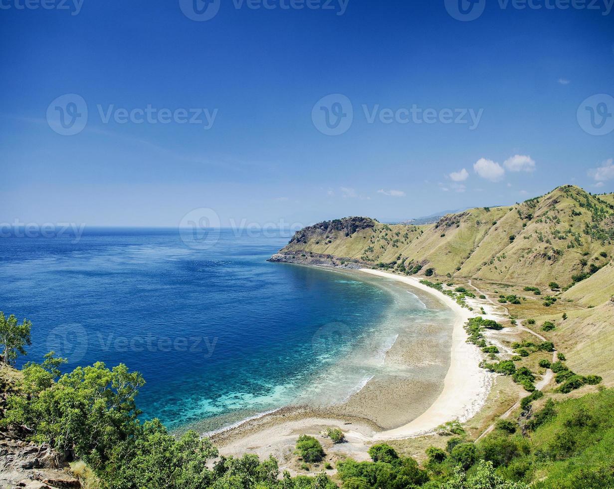 tropisch paradijs cristo rei strand in de buurt van dili in Oost-Timor Azië foto