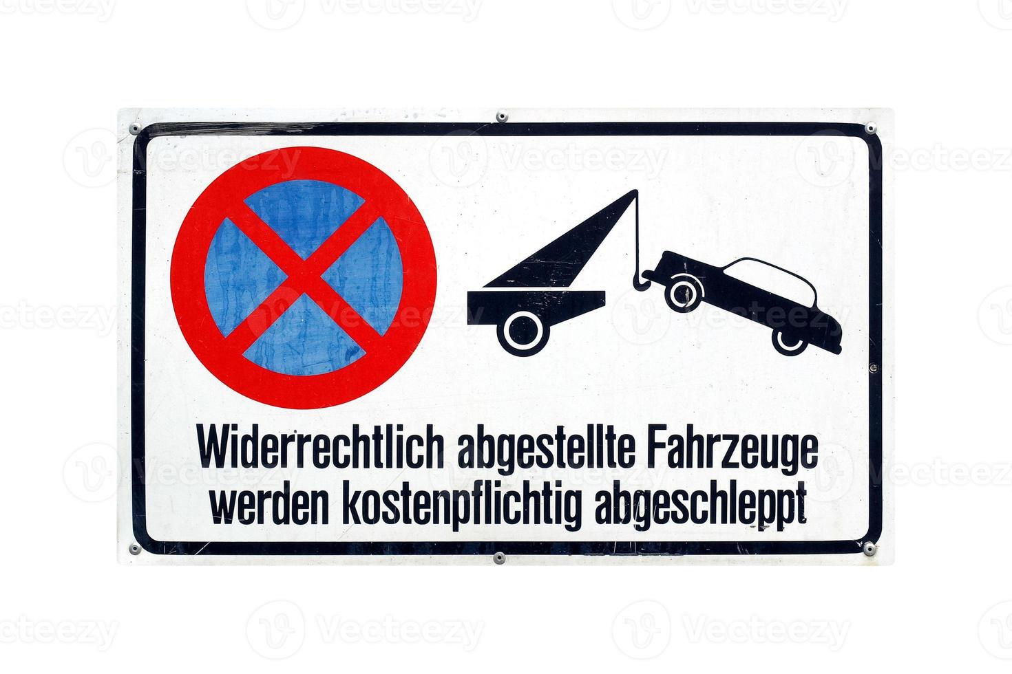 Duitse teken geïsoleerd over wit. illegaal geparkeerde voertuigen zullen foto