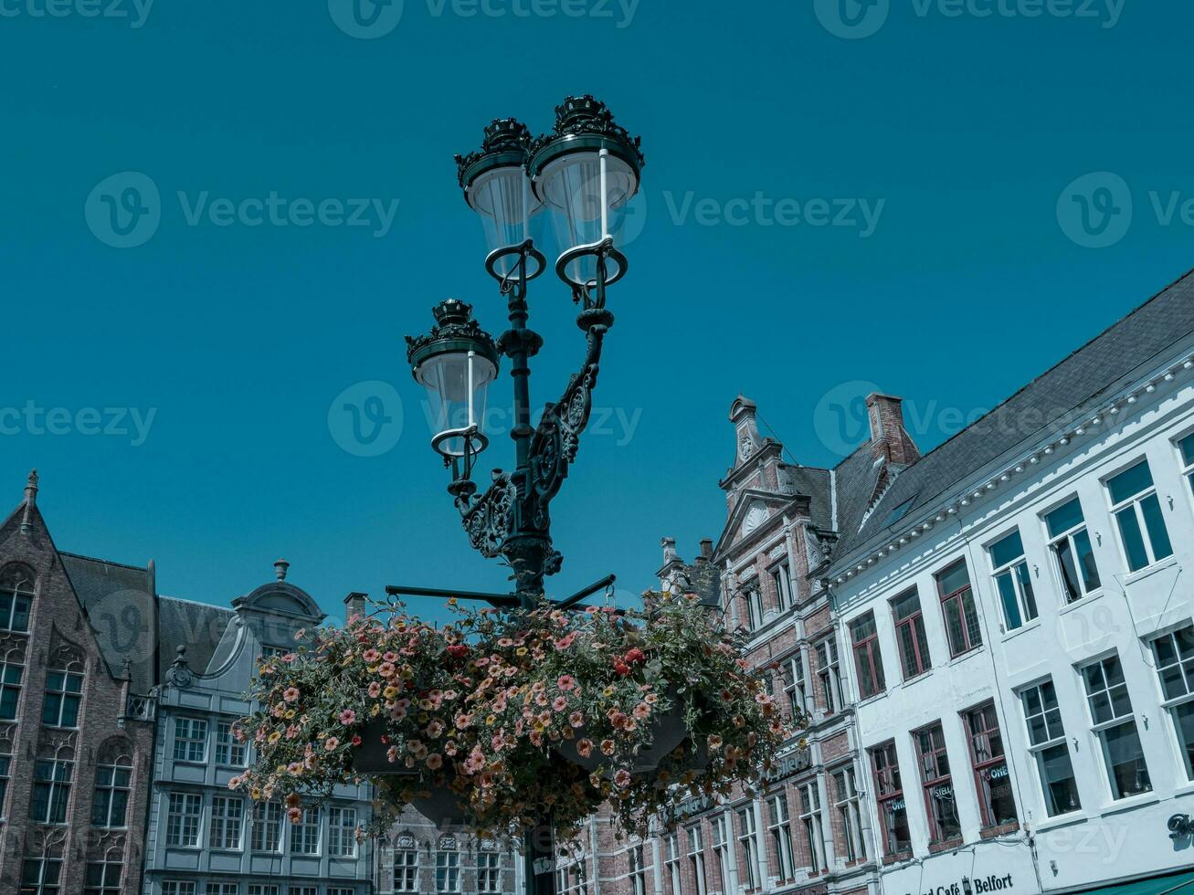 de stad van brugge in belgie foto