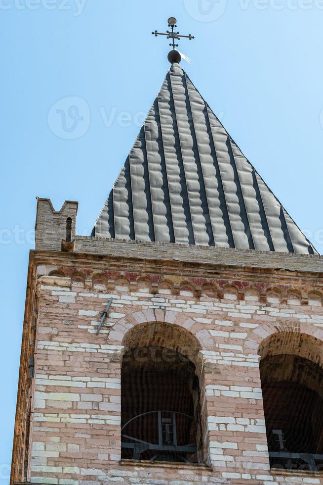 kerk in Spoleto foto