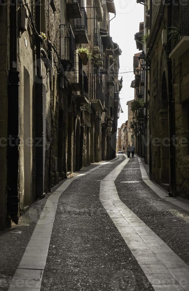 oude steeg in perspectief foto