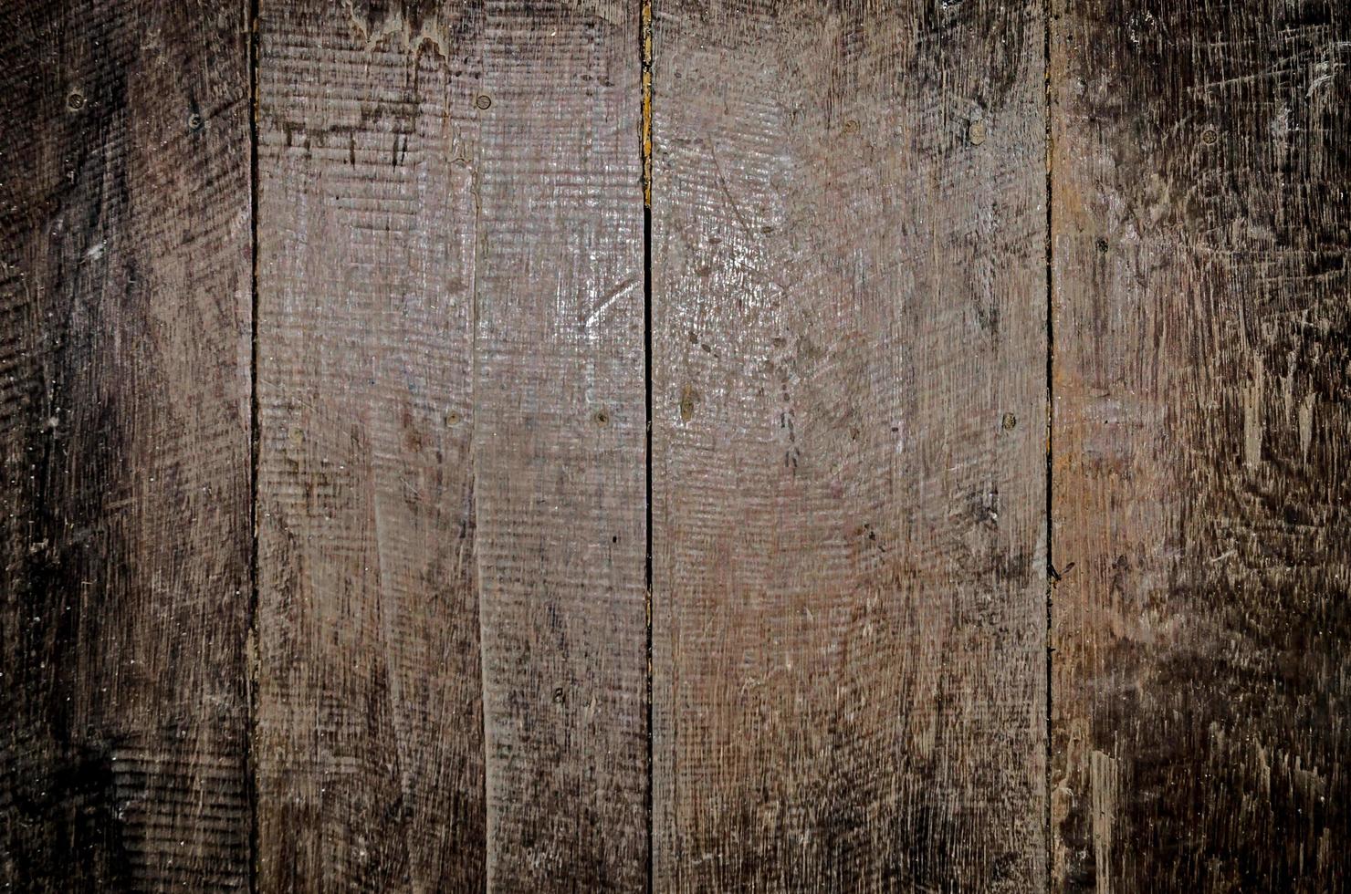 donkere houten achtergrond en donkere textuur op houten foto