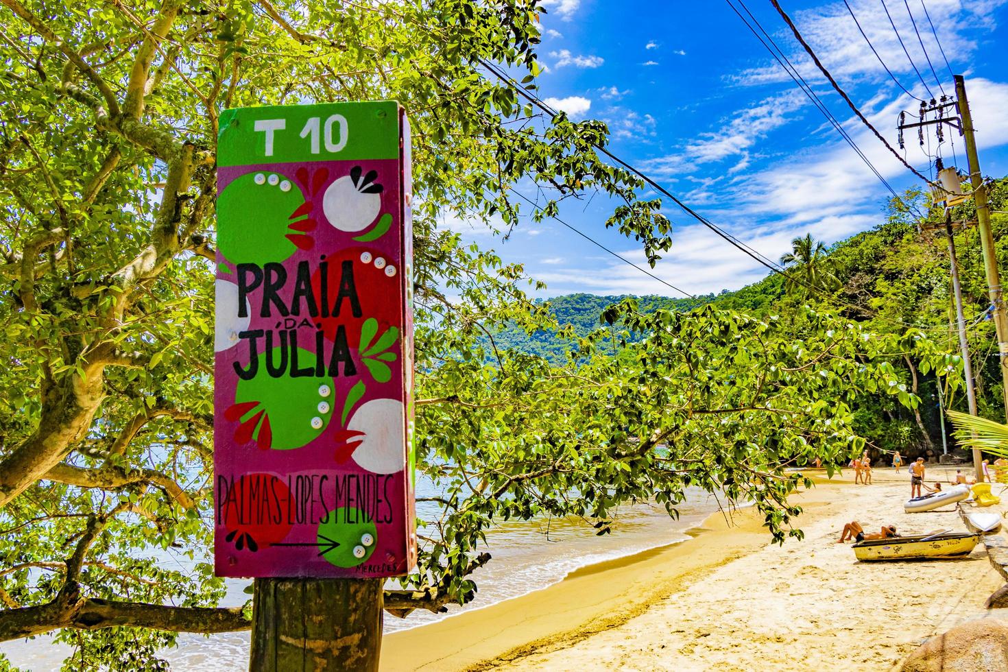 praia da julia, brazilië, 23 nov 2020 - welkomstbord op het strand van praia da julia foto