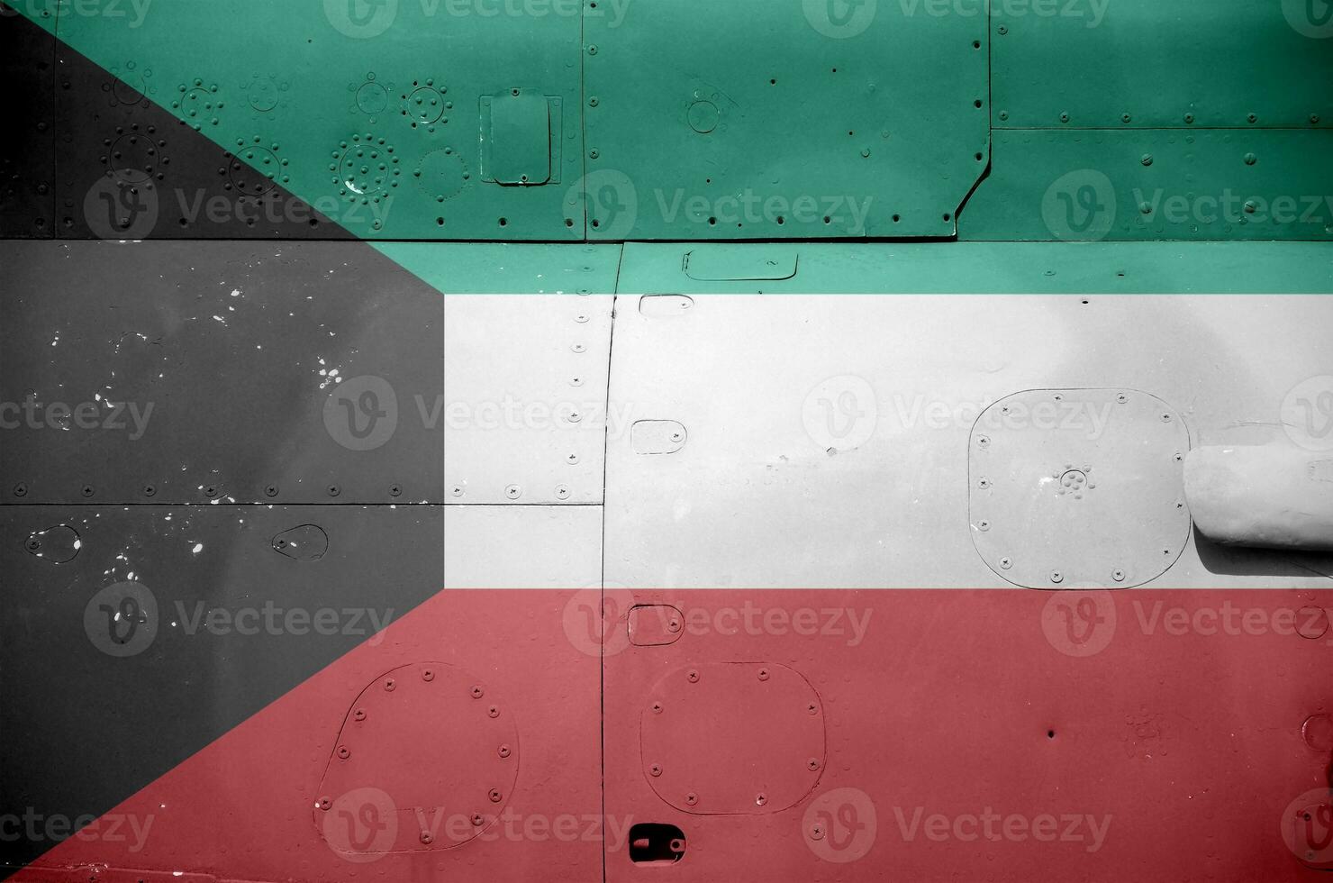 Koeweit vlag afgebeeld Aan kant een deel van leger gepantserd helikopter detailopname. leger krachten vliegtuig conceptuele achtergrond foto