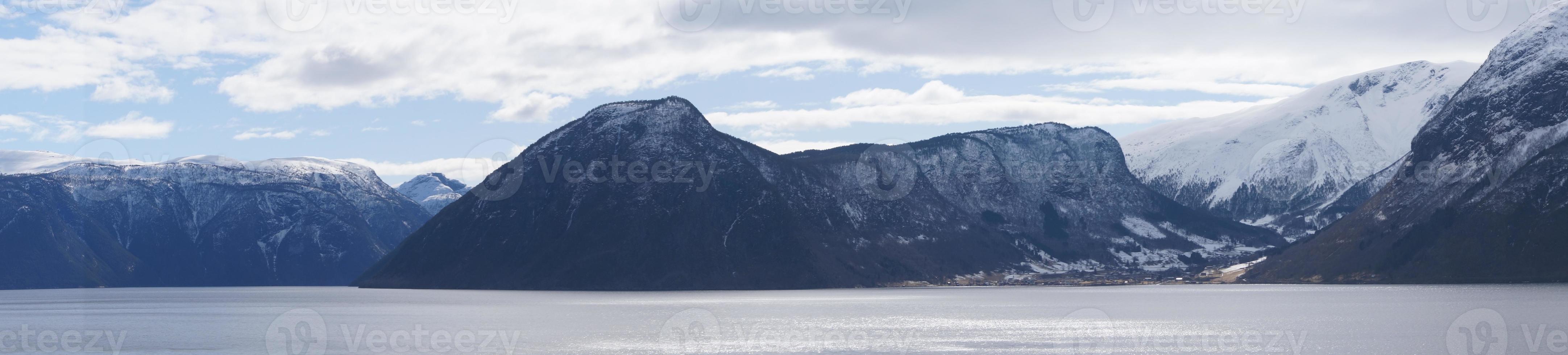 sognefjord in noorwegen foto