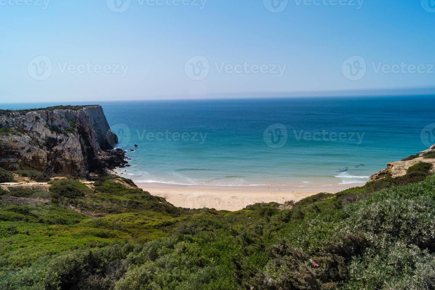 kustlijn van algarve portugal foto