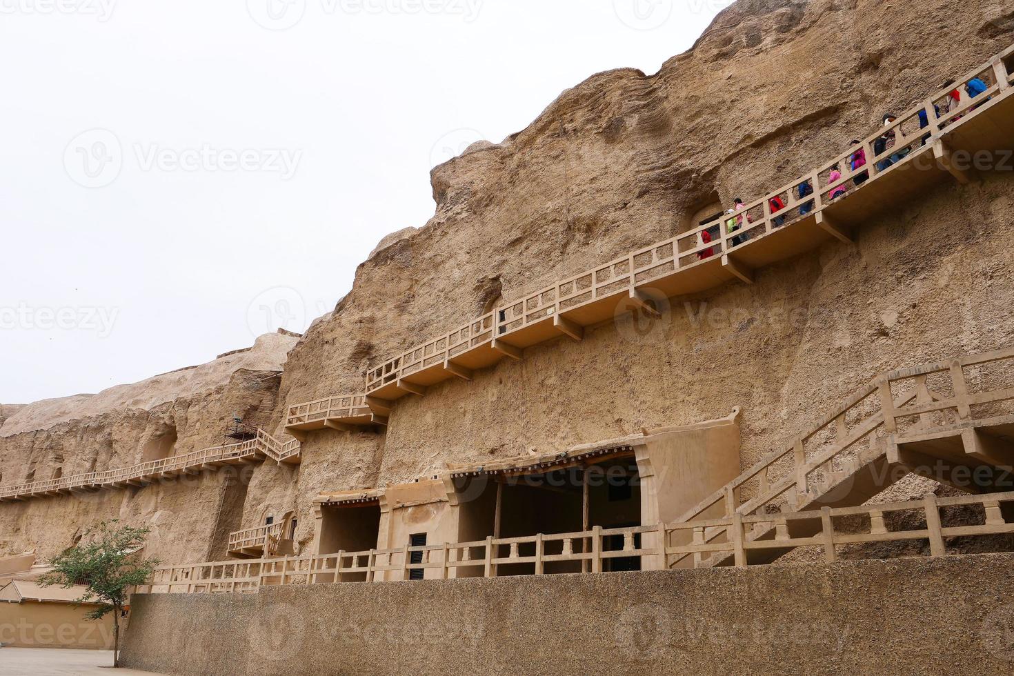 landschapsmening van de yulin-grot in dunhuang ggansu china foto