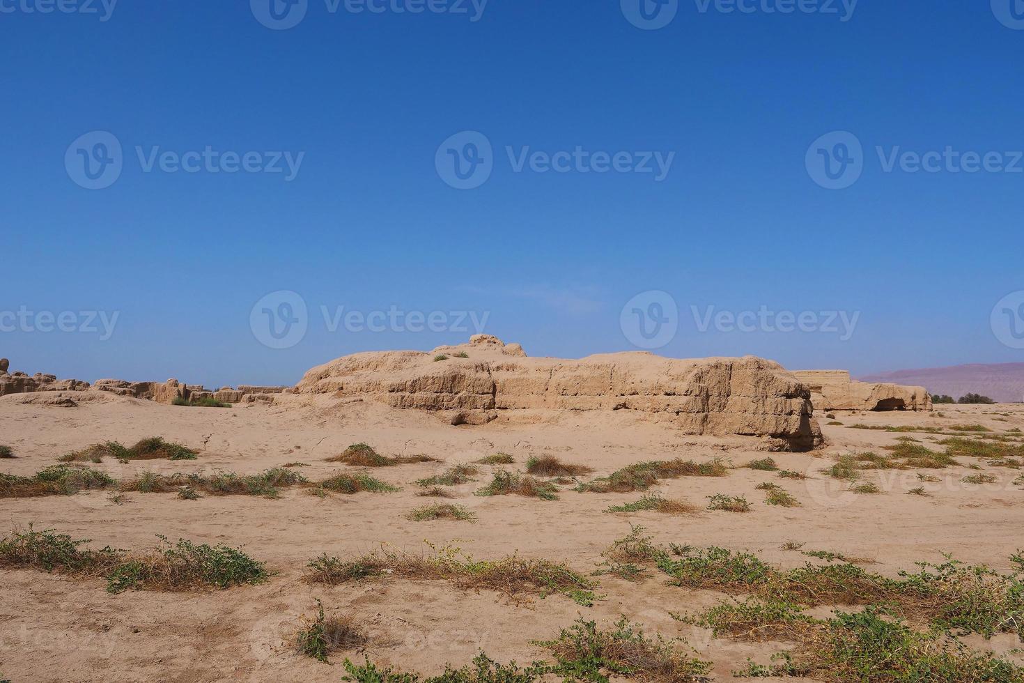 landschapsmening van gaochang ruïnes inturpan xinjiang provincie china. foto