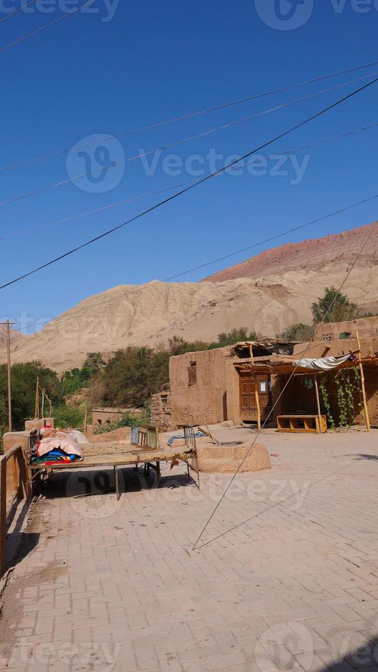 oud huis in tuyoq dorpsvallei inturpan xinjiang provincie china. foto