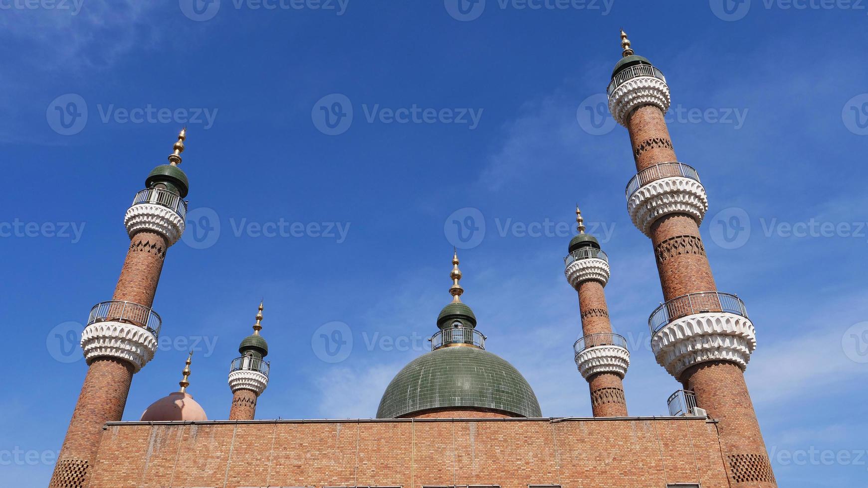 islamitische architectuur van de grote bazaar in urumqi xinjiang foto