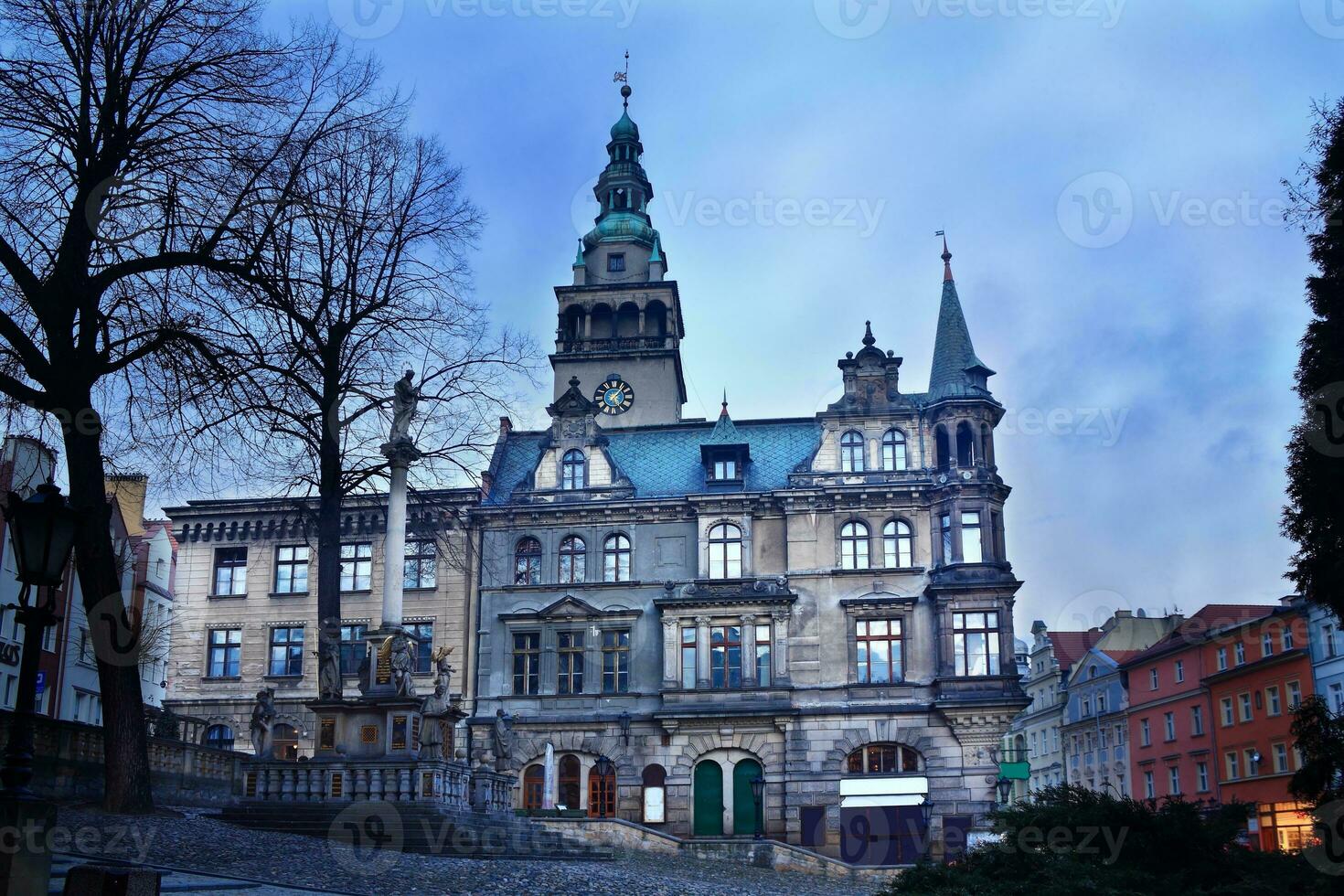 stad hal in klódzko Bij Polen foto