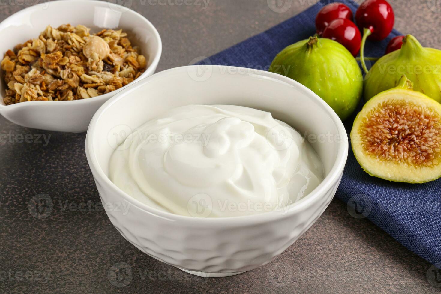 traditioneel eigengemaakt Grieks yoghurt met muesli foto