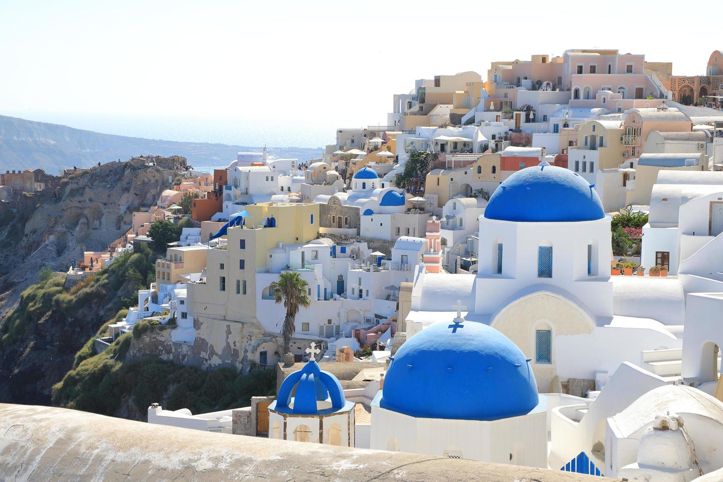 prachtig uitzicht op oia op het eiland santorini, griekenland foto