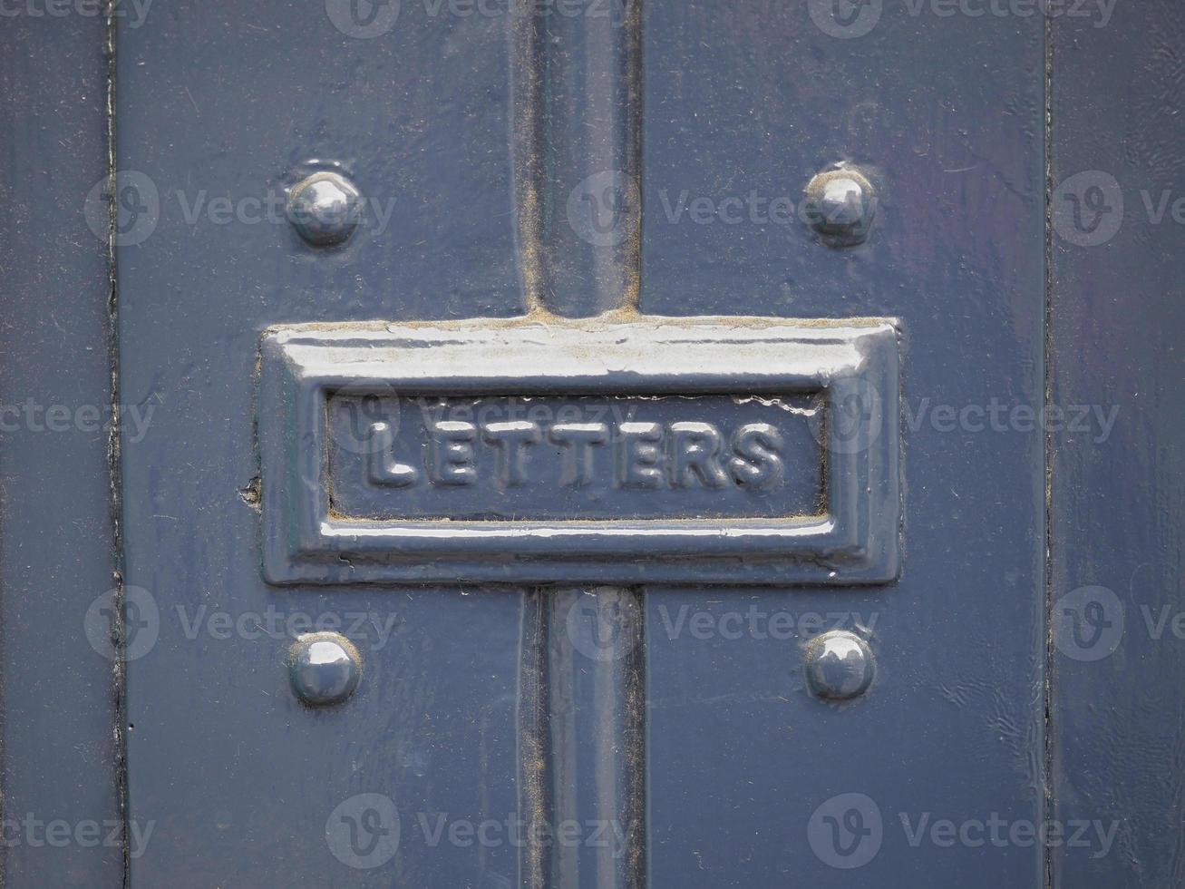 brievenbus op deur foto