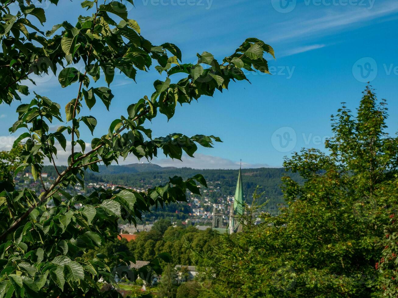 trondheim stad in noorwegen foto