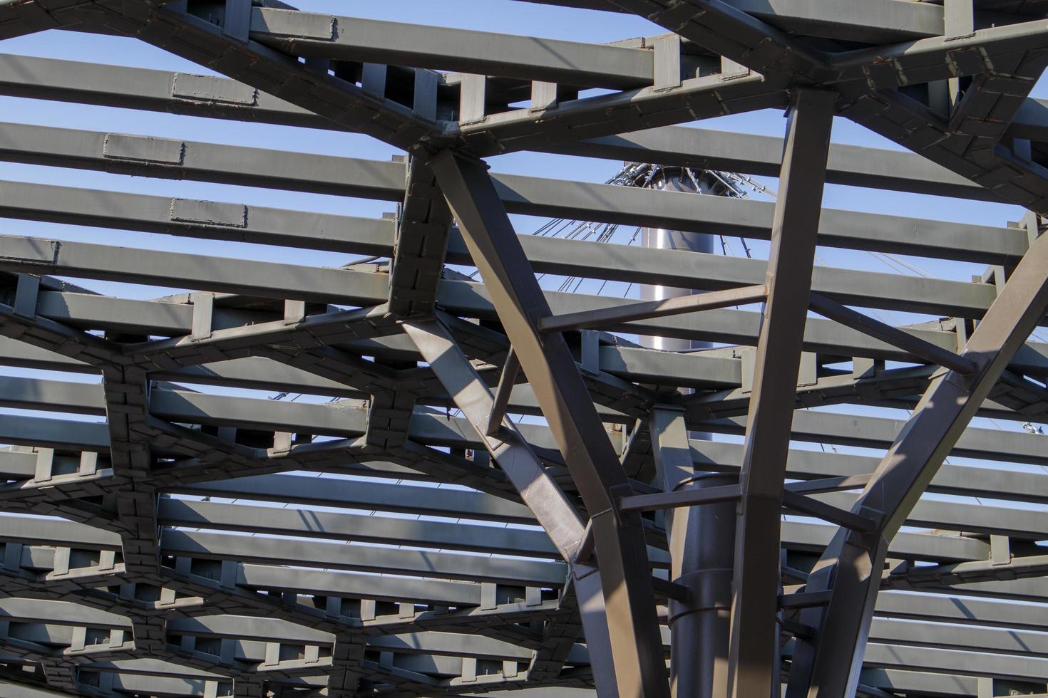 pergola luifel, structurele elementen. een architecturale structuur foto