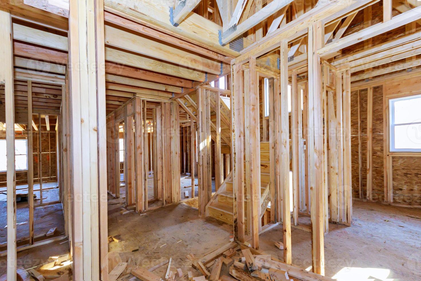 huis zolder interieur in aanbouw foto