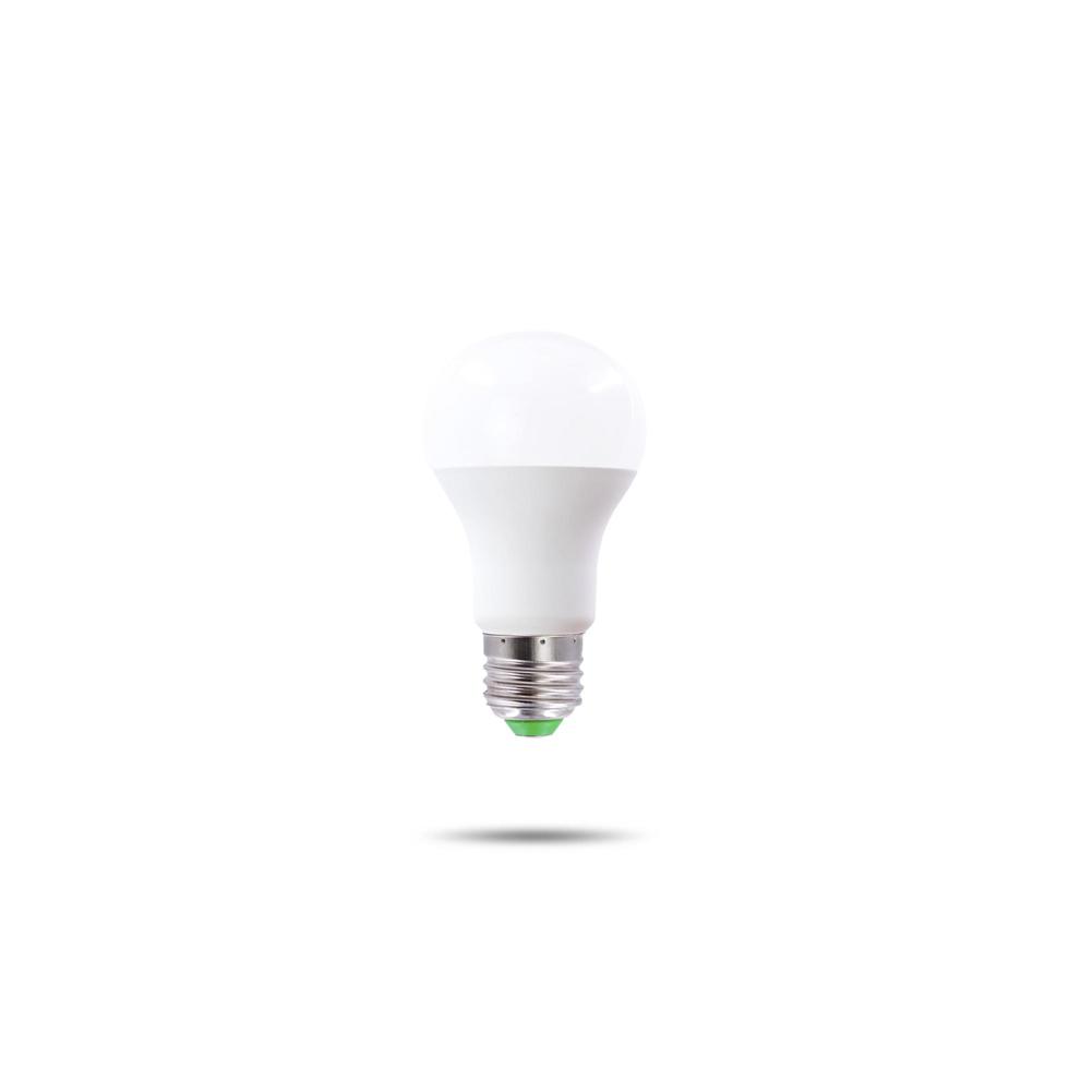 led spaarlamp, schroefdop e27 230v geïsoleerd op een witte achtergrond. foto