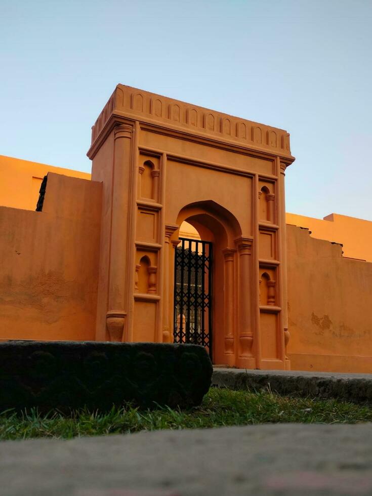 historisch plaats van bangladesh. mooi oude architectuur. buitenste kant. foto