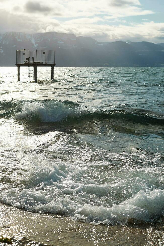 komt eraan storm over- meer Genève, Lausanne Oppervlakte, kanton van trots, Zwitserland foto