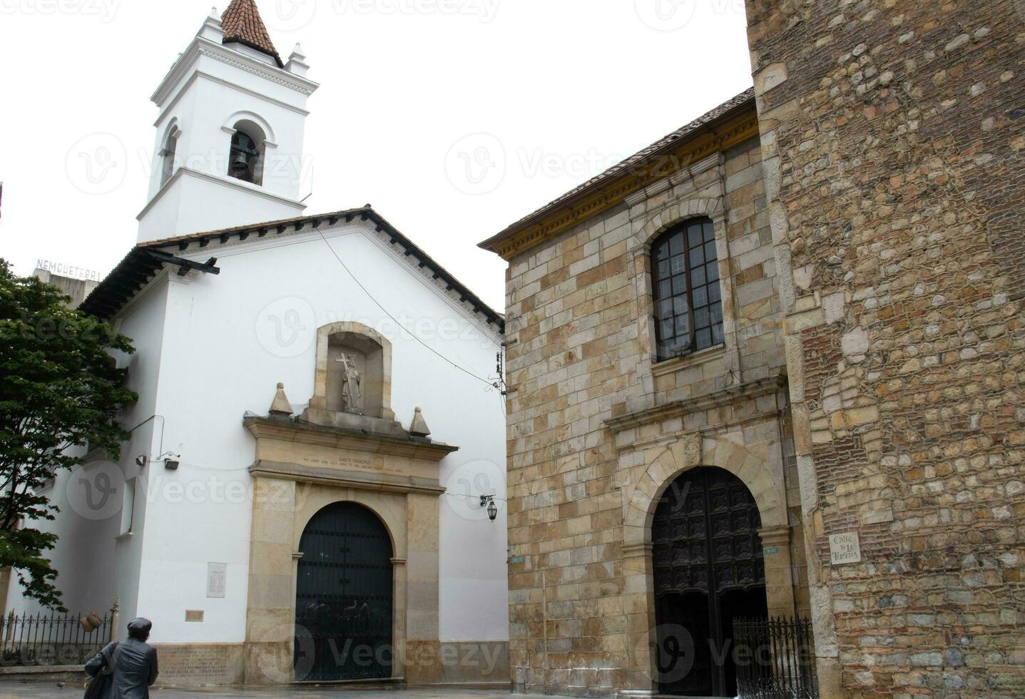 historisch kerk van san francisco gebouwd Aan de xvi eeuw gelegen Bij la candelaria buurt in Bogota stad centrum foto