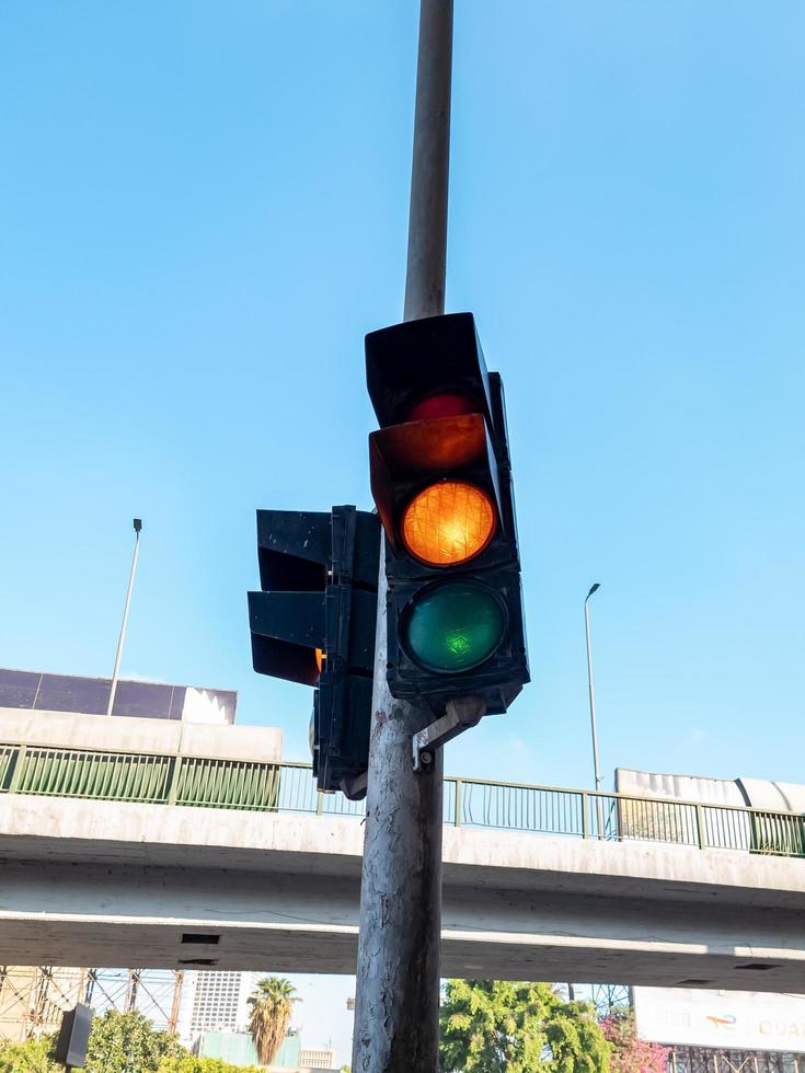 stoplicht op de weg foto