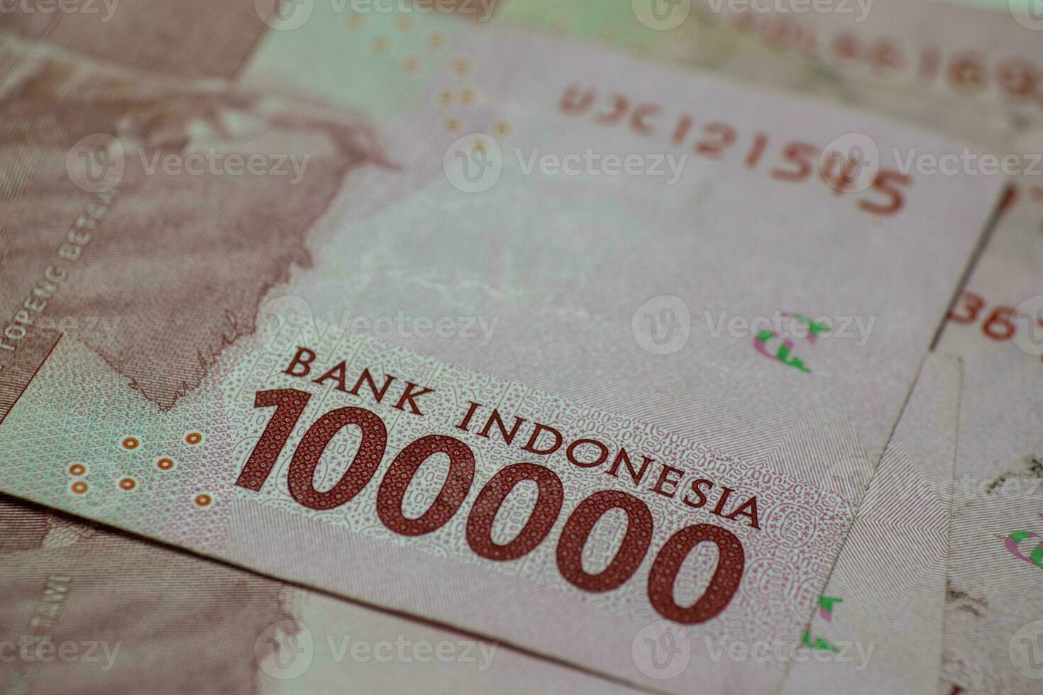 Indonesisch valuta een honderd duizend roepia foto