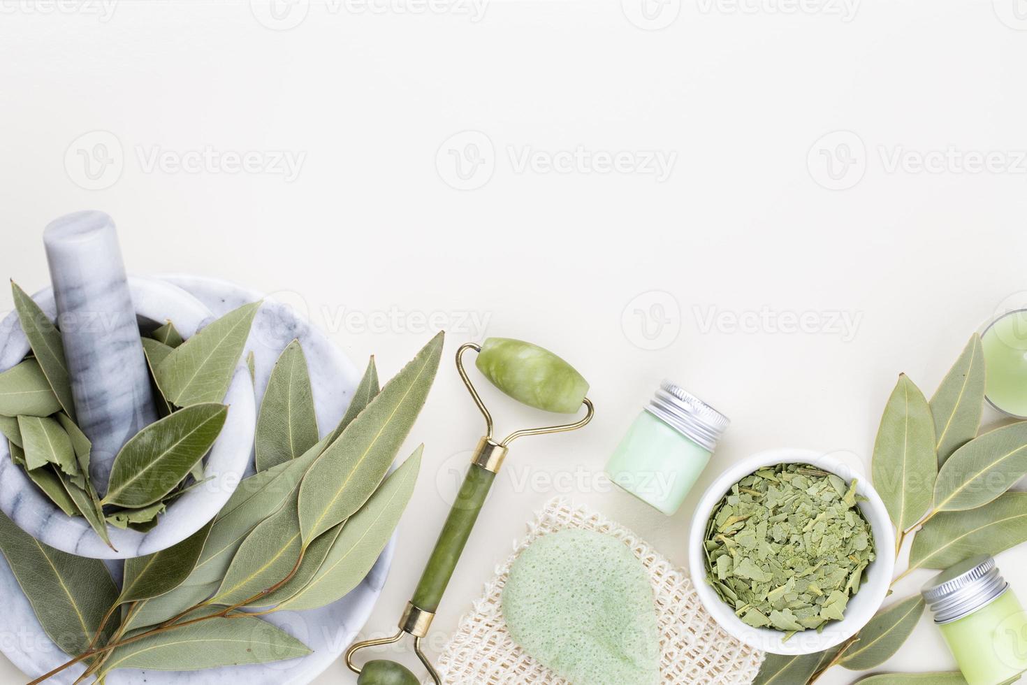 spa zelfgemaakte huidverzorging en lichaamscosmetica met natuurlijke ingrediënten. foto