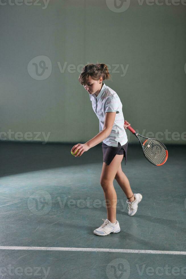 meisje met tennis foto