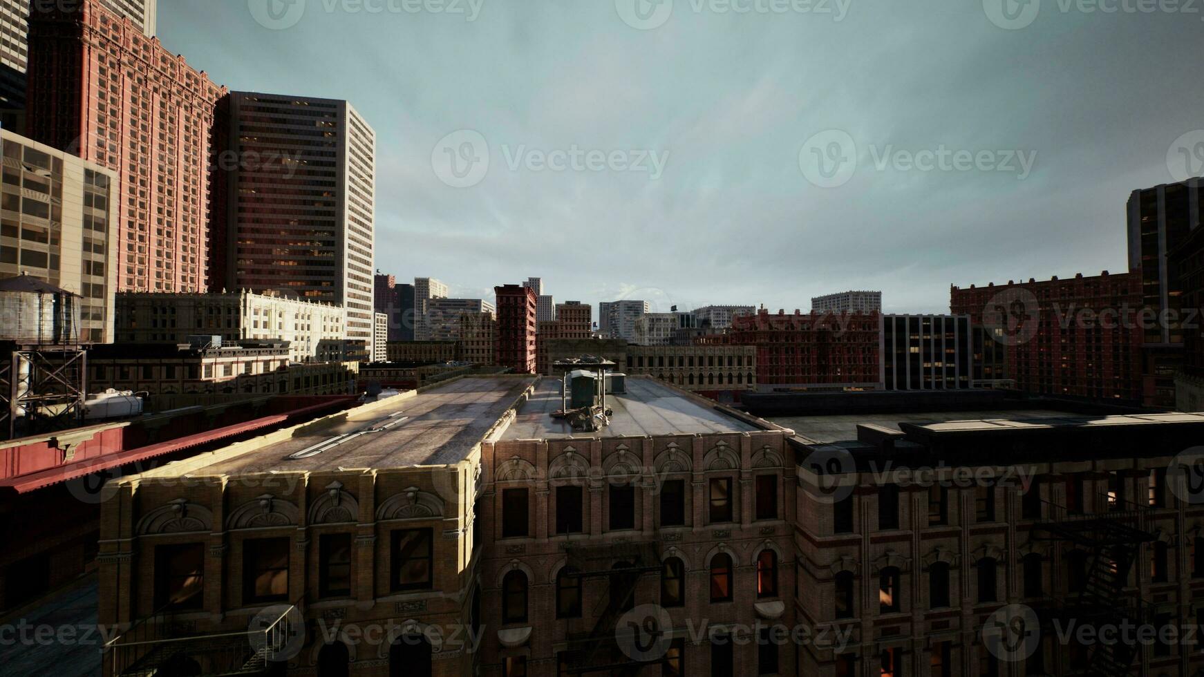 stad zonsondergang visie van op het dak van wolkenkrabber gebouwen foto