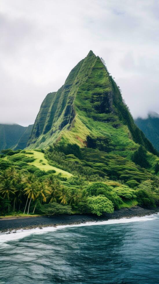 ai gegenereerd vitrines de uniek schoonheid van een vulkanisch eiland, met haar weelderig groen, zwart zand stranden foto