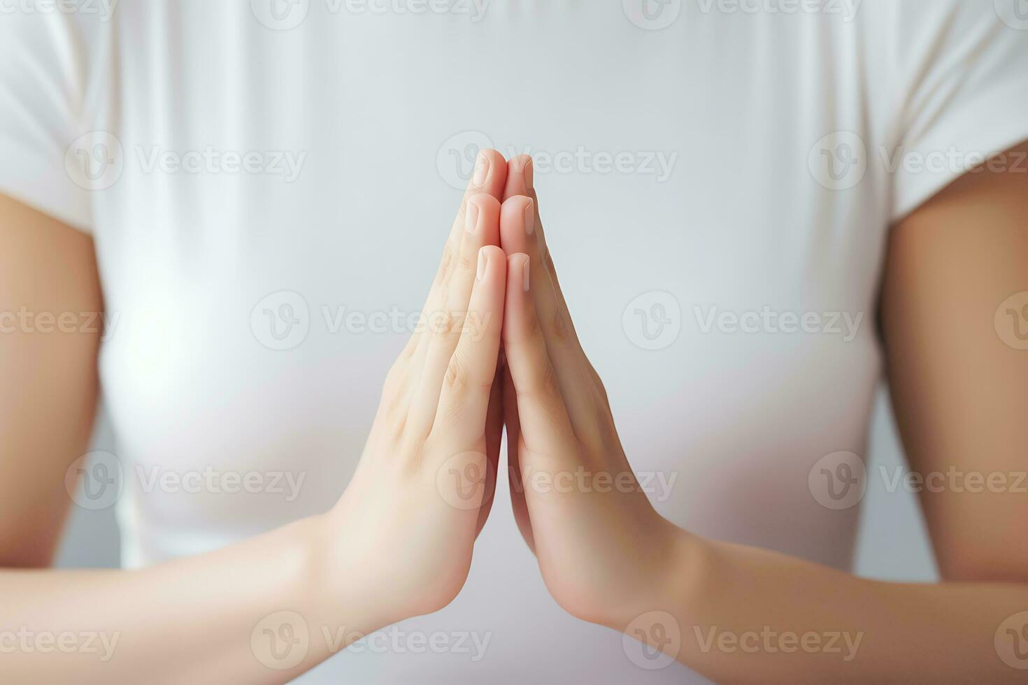 ai gegenereerd een jong vrouw mediteert Aan een licht achtergrond. handen dichtbij omhoog. biohacking concept, verbeteren Gezondheid en welzijn door meditatie foto