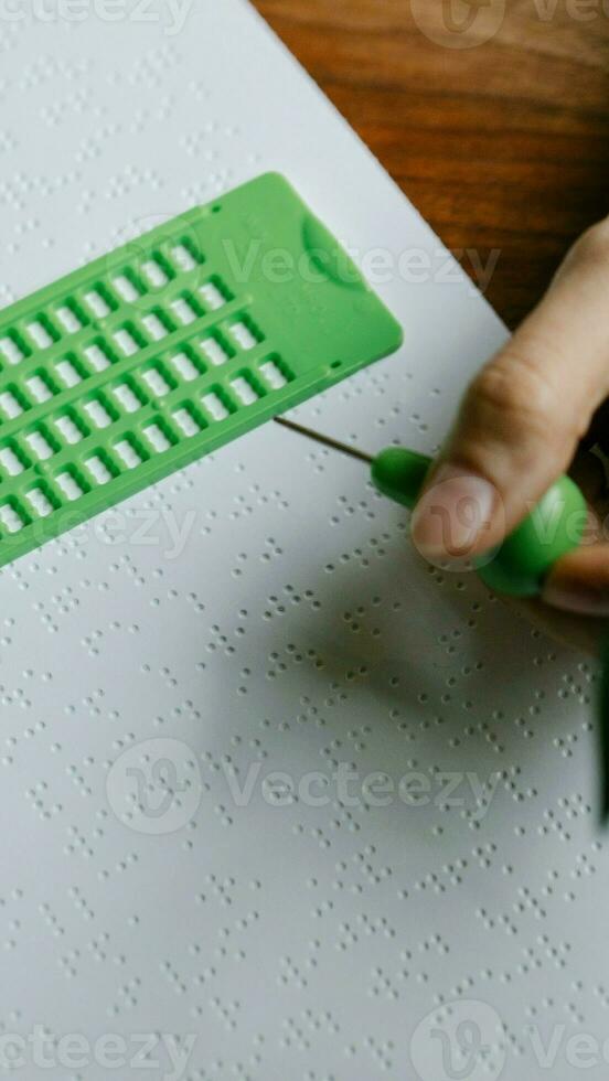 wereld braille dag wie kan zien de wereld in verschillend manier - 5 foto