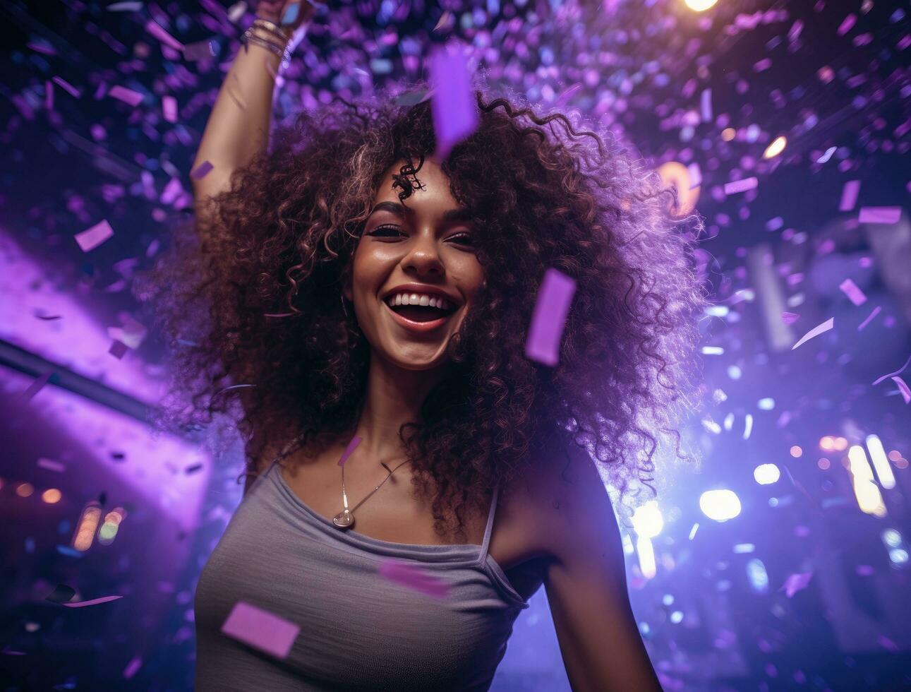 ai gegenereerd vrouw presteert Bij nachtclub dans met confetti foto