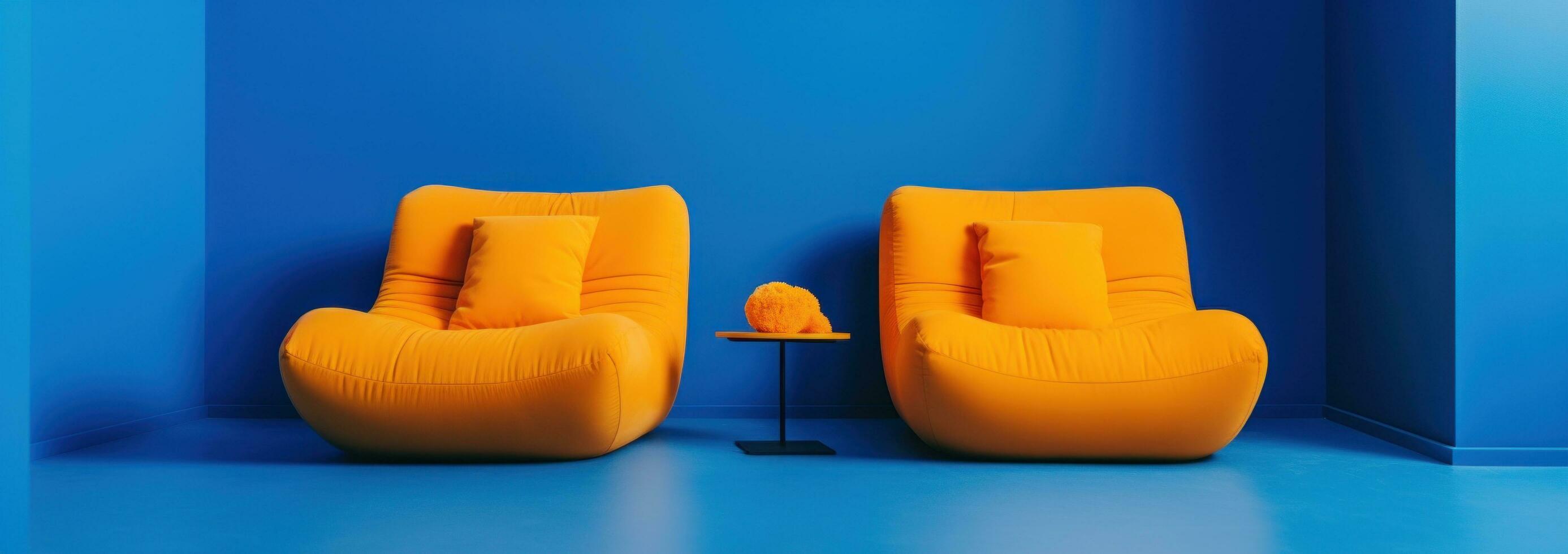 ai gegenereerd blauw stoelen gepositioneerd in een blauw kamer met geel kussens foto