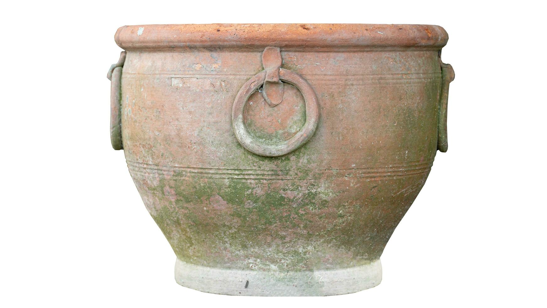 een pot gemaakt van terracotta met een ronde lus Leuk vinden een omgaan met decoreren de kant. Aan geïsoleerd wit achtergrond. met knipsel pad. foto